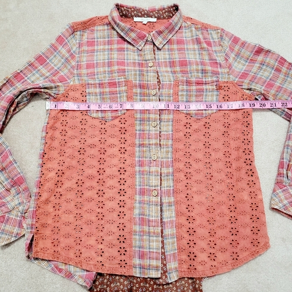 Miss Me Women’s SZ Small Plaid & Lace Button Down Shirt Long Sleeve Western Boho - Picture 9 of 11